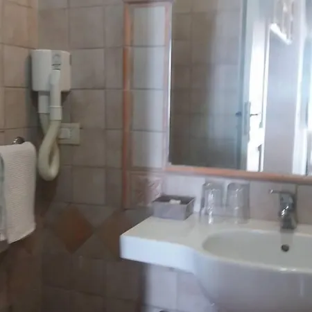 La Rosa בית הארחה Pecorini