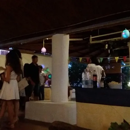 בית הארחה La Rosa *