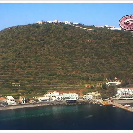 La Rosa בית הארחה