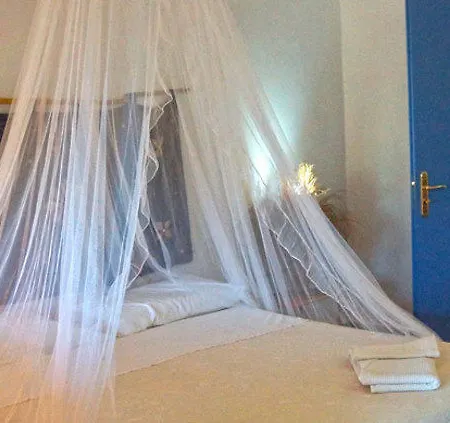 La Rosa Guest house *