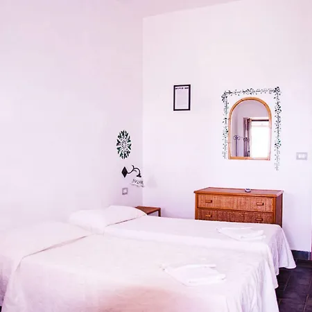La Rosa Guest house