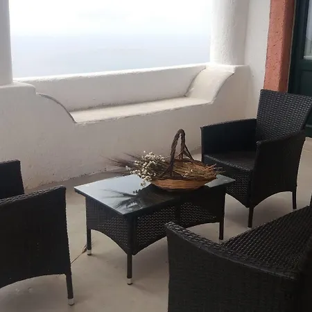 La Rosa Guest house *